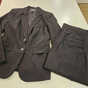 Women's NWOT Blazer & Pants suit Size 10 5-Button Fully Lined
